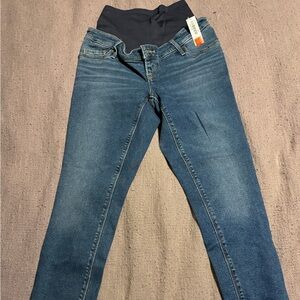 Old navy maternity jeans